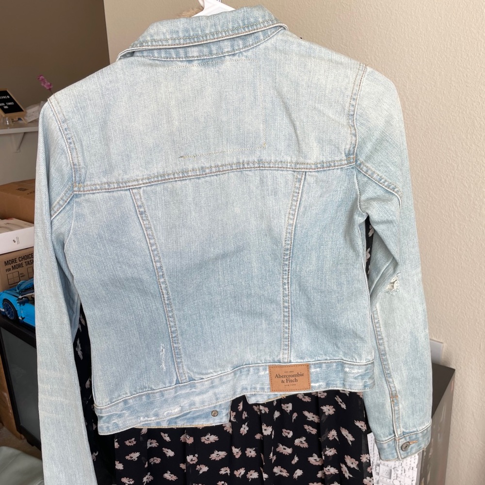 Abercrombie & Fitch Ripped Denim Jacket - Picture 3 of 3